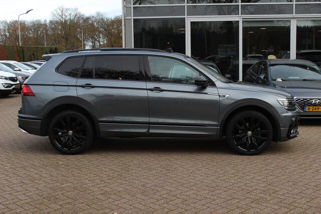 Volkswagen TIGUAN Allspace 1.5 TSI Highline Business R-line / Panoramadak / Camera / Keyless / 20'' / Navigatie / Virtual Cockpit / Stoelverwarming / DAB / Dodehoek / ACC