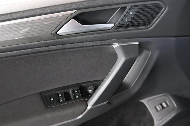 Volkswagen TIGUAN Allspace 1.5 TSI ACT DSG Comfortline 7-Persoons ACC, Virtual Cockpit, Apple CarPlay/Android Auto