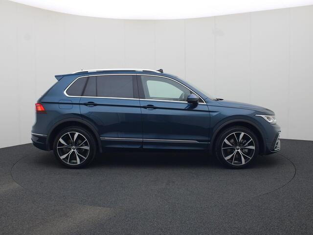 Volkswagen TIGUAN 1.4 TSIeHybrid 180kW/245PK R-Line DSG · Panoramadak · Leder · Trekhaak