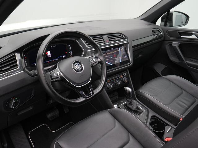 Volkswagen TIGUAN 1.5 TSI 150 pk DSG ACT Highline Business R / R-Line | Panoramadak | Trekhaak | Rondomzicht camera | Park Assist | 20 inch