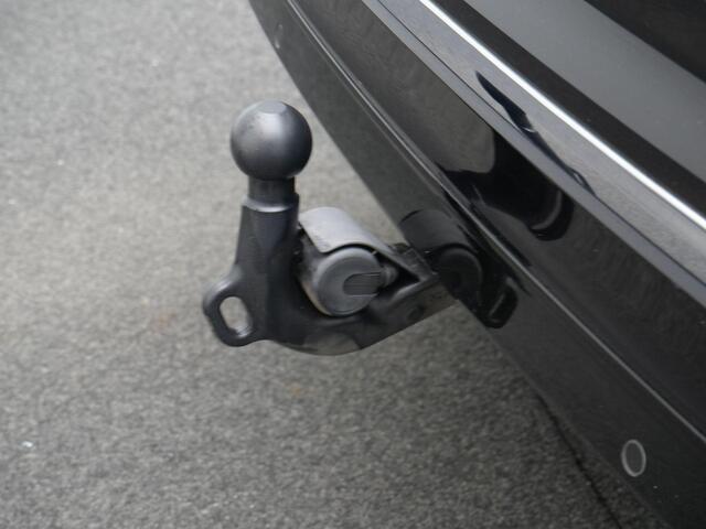 Volkswagen TIGUAN 1.5 TSI 150 pk DSG ACT Highline Business R / R-Line | Panoramadak | Trekhaak | Rondomzicht camera | Park Assist | 20 inch