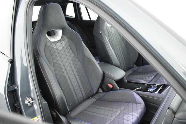 Volkswagen TIGUAN 1.5 272pk eHybrid R-Line Edition Black Style 360Camera Massage Massage Virtual Cockpit Navigatie Panoramadak