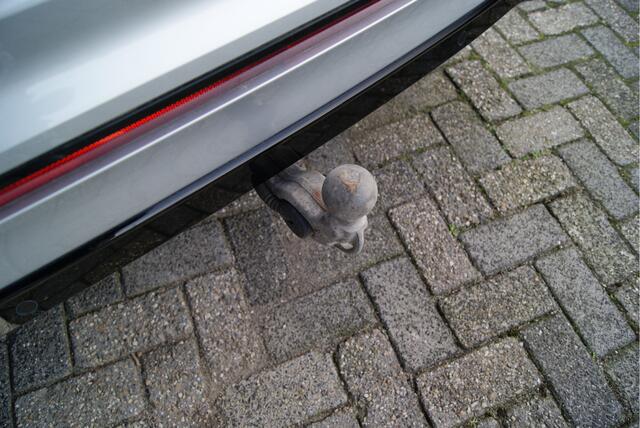 Volkswagen TIGUAN 1.4 TSI 245PK eHybrid R-Line Carplay/wegkl-trhk/ACC/Stuurwielverw./Keyless/IQlight