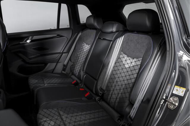 Volkswagen TIGUAN 1.5 eHybrid 272 PK R-Line Edition | Black Style | Elek. Trekhaak | S/K-panodak | Adapt. Cruise | Stoel-+stuurverw. | App. Connect | Camera+PDC | LM 19" | 0529