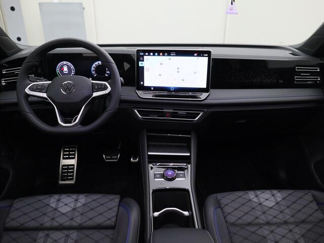 Volkswagen TIGUAN 1.5eHybrid 200kW/272PK R-Line Edition DSG · Panoramadak · Trekhaak · Apple/Android · Garantie tot juni 2030 of 100000km.