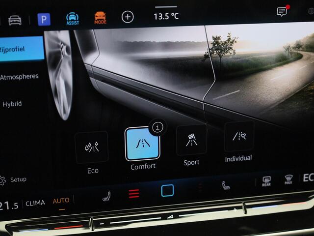 Volkswagen TIGUAN 1.5eHybrid 200kW/272PK R-Line Edition DSG · Panoramadak · Trekhaak · Apple/Android · Garantie tot juni 2030 of 100000km.