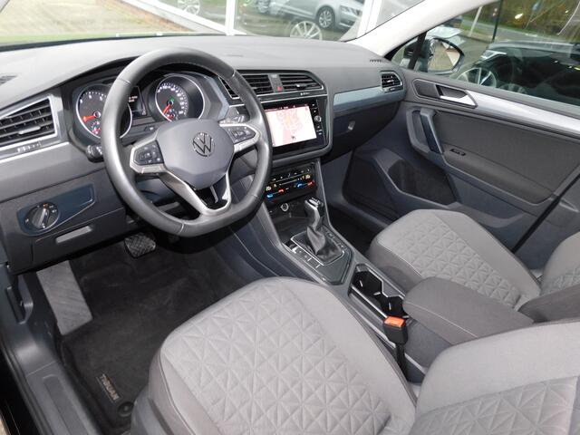 Volkswagen TIGUAN 1.5TSI 150PK DSG ELEGANCE!! All-in Prijs! Trekhaak