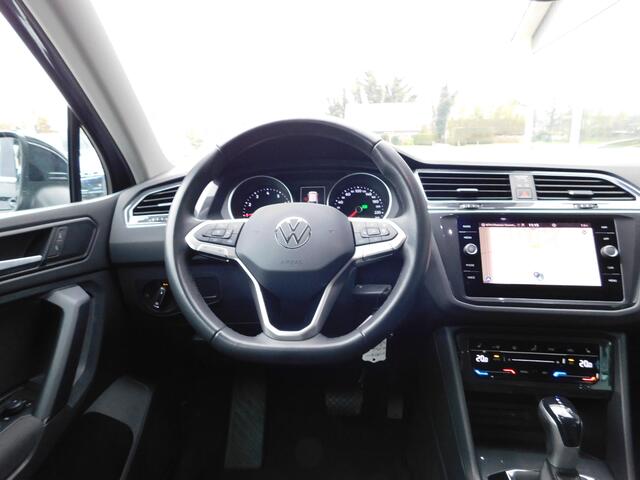 Volkswagen TIGUAN 1.5TSI 150PK DSG ELEGANCE!! All-in Prijs! Trekhaak