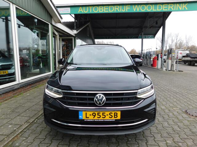 Volkswagen TIGUAN 1.5TSI 150PK DSG ELEGANCE!! All-in Prijs! Trekhaak