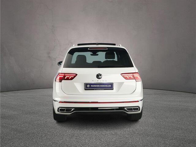 Volkswagen TIGUAN R-Line Business 1.5 TSI 150pk DSG Automaat Trekhaak, LED matrix koplampen, Panoramadak, Elektrische achterklep, Navigatie, Adaptive cruise control