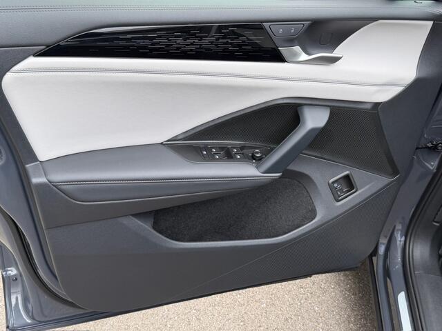 Volkswagen TIGUAN 1.5 eHybrid Elegance | Panoramadak | Head-up | 20 inch | Trekhaak | 360 camera | Rijklaar incl. garantie