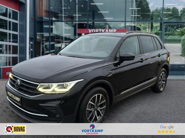 Volkswagen TIGUAN 1.4 TSI DSG E-HYBRID LIFE PANO.DAK/CAMERA/ACC/NAVI/CARPLAY/STOEL+STUURVERW./ELEK.ACHTERKLEP