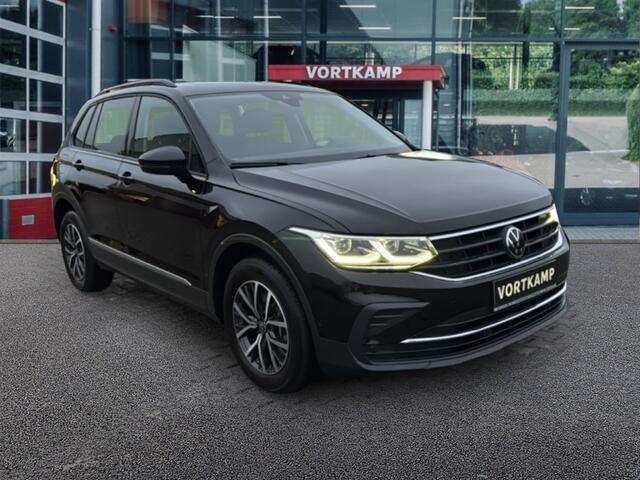 Volkswagen TIGUAN 1.4 TSI DSG E-HYBRID LIFE PANO.DAK/CAMERA/ACC/NAVI/CARPLAY/STOEL+STUURVERW./ELEK.ACHTERKLEP