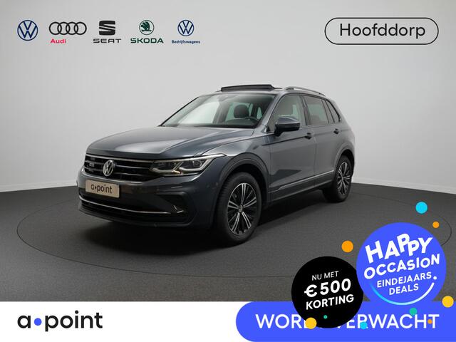 Volkswagen TIGUAN 1.4 TSI eHybrid Life Active 245 pk Automaat (DSG) | Navigatie via App | Panoramadak | Trekhaak (wergklapbaar) Parkeersensoren | Stoelverwarming v/a |