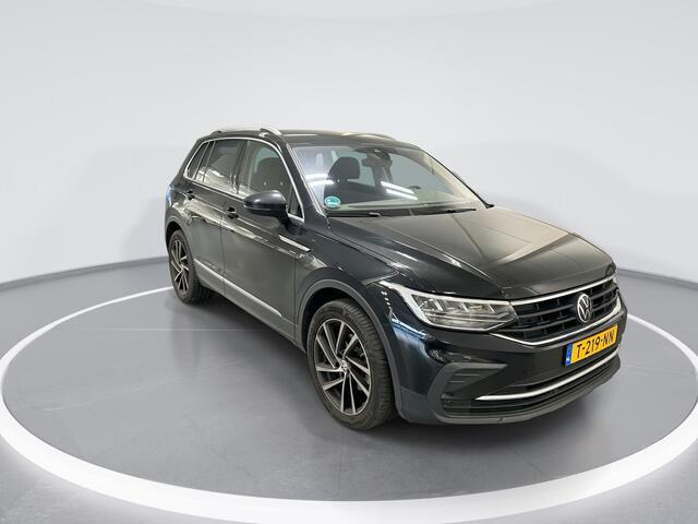 Volkswagen TIGUAN 1.5 TSI 150pk DSG Life Business · Camera · Elek. Achterklep · Stuur&Stoelverwarming · Verwarmbare Voorruit · 19'' Inch · Garantie t/m 28-07-2027 of 100.000km