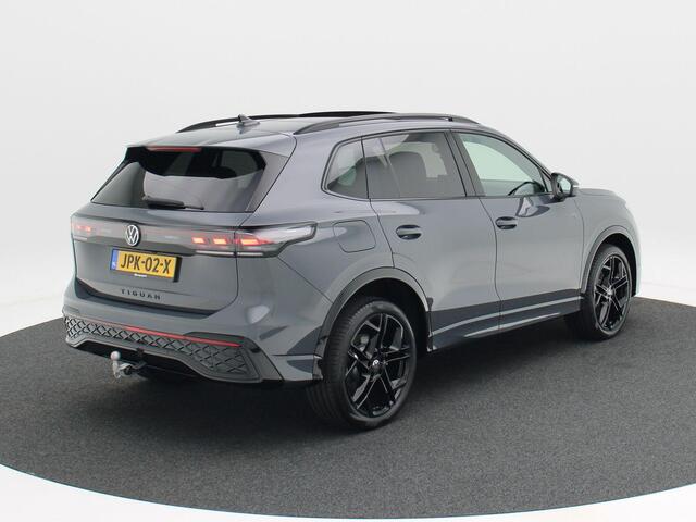 Volkswagen TIGUAN 1.5 eHybrid R-Line Edition 272PK Black Style | Trekhaak | Panoramadak | Leer | stoelverarming / ventilatie | Head-Up display | Harman & Kardon | Full Led |