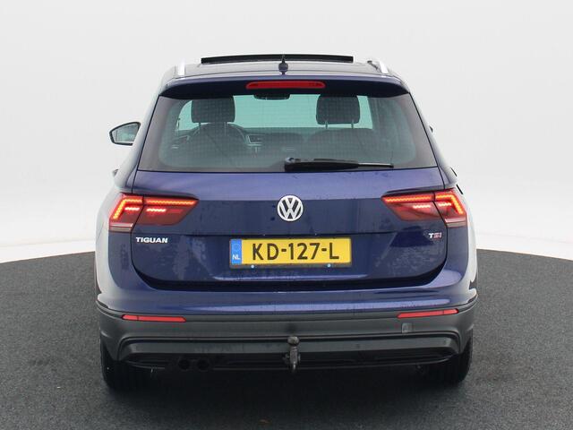 Volkswagen TIGUAN 1.4 TSi 150 Pk ACT Connected Series | Adaptive Cruise | Stoelverwarming | CarPlay | Parkeersensoren | Stoelmassage | Panoramadak | Trekhaak | 62.911 Km!!