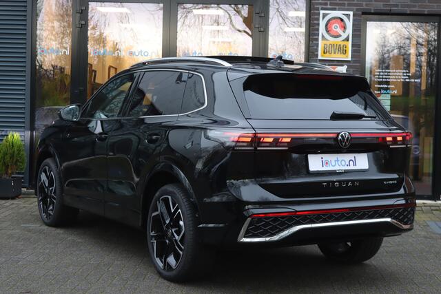 Volkswagen TIGUAN 1.5 eHybrid 272pk R-Line Edition Pano/IQ.Light/Camera/Keyless/ACC/DCC/ErgoActive/Dodehoek/20"/Trekhaak wegkl.