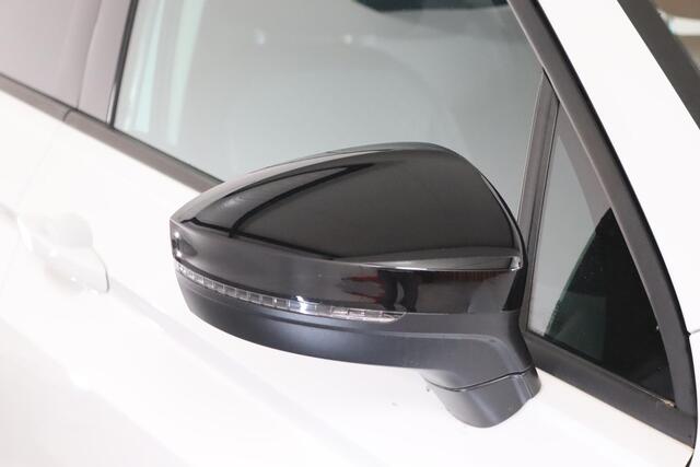 Volkswagen TIGUAN 1.5 TSI R-line Blackstyle Panoramadak, LED, Camera, Apple Carplay/Android Auto