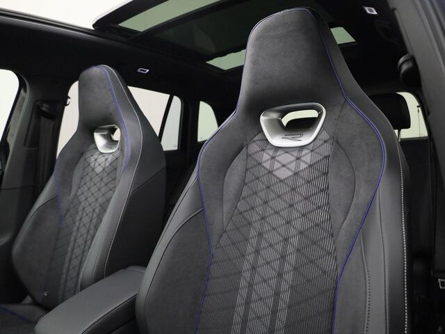 Volkswagen TIGUAN 1.5eHybrid 200kW/272PK R-Line Black Style DSG · Panoramadak · Trekhaak · Apple/Android · Garantie t/m 10-06-2030 of 100000km.