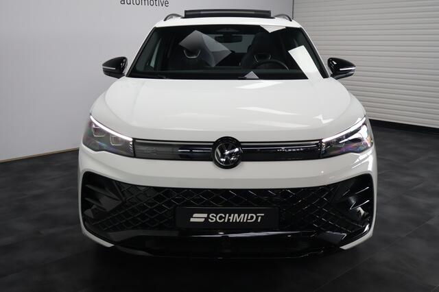 Volkswagen TIGUAN 1.5 eHybrid R Line Edition 272pk | Panoramadak | Trekhaak