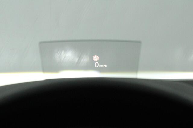 Volkswagen TIGUAN 1.5 TSI 150pk DSG R-Line Trekhaak Head-Up Stoelverwarming Virtual Cockpit Navigatie