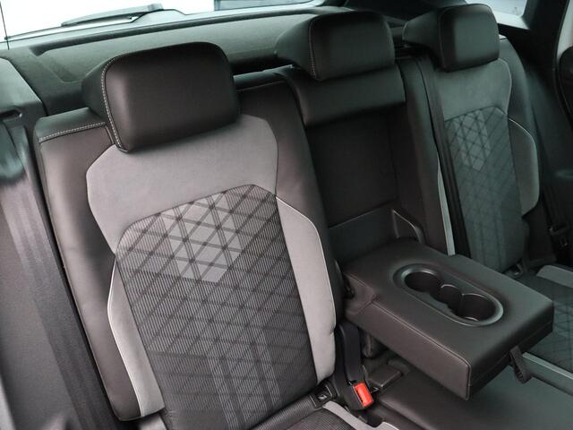 Volkswagen TIGUAN 1.4 TSI eHybrid R-Line Business+ | Elektrische trekhaak | PHEV | Climate control achter | Apple Carplay |