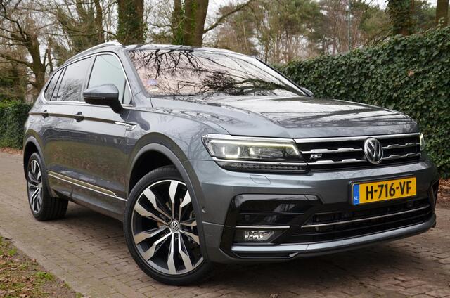 Volkswagen TIGUAN Allspace 1.5 TSI Highline Business R Line 7 Persoons. Automaat/Navi/Pdc/Ecc/Achteruitrijcamera/Panoramadak/Stoel&Stuur verwarming/trekhaak elektrisch uitklapbaar/Virtueel dashboard/Privacy-Glass/Cr-Controle/20-Inc Lmv/Dynaudio