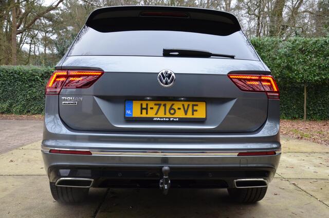 Volkswagen TIGUAN Allspace 1.5 TSI Highline Business R Line 7 Persoons. Automaat/Navi/Pdc/Ecc/Achteruitrijcamera/Panoramadak/Stoel&Stuur verwarming/trekhaak elektrisch uitklapbaar/Virtueel dashboard/Privacy-Glass/Cr-Controle/20-Inc Lmv/Dynaudio