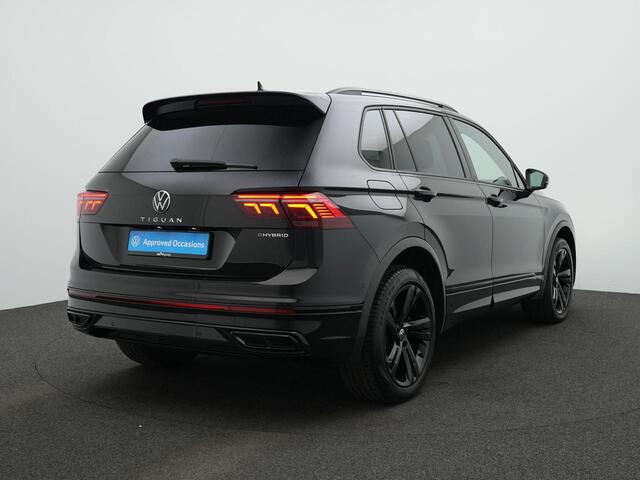 Volkswagen TIGUAN 1.4 TSI eHybrid 245 pk DSG R-Line | Trekhaak | Adaptief onderstel | IQ Light | Stuur-/stoelverwarming | Achteruitrijcamera