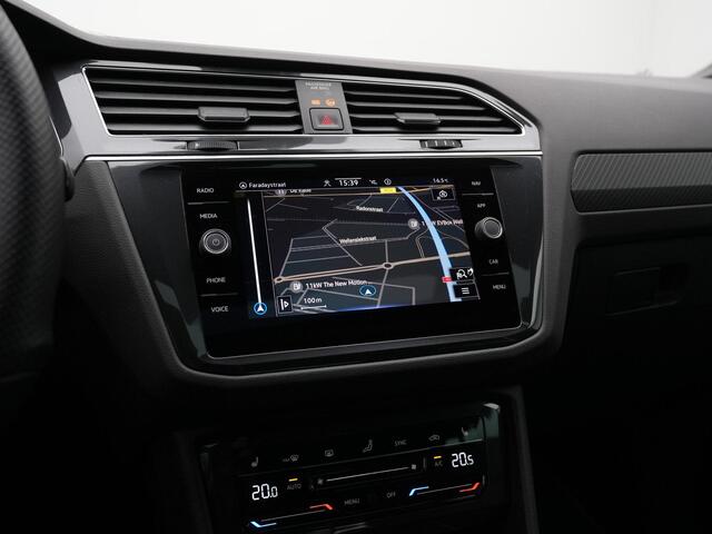 Volkswagen TIGUAN 1.4 TSI eHybrid 245 pk DSG R-Line Business+ | Panoramadak | Leder | Geheugenstoelen | 360 camera | IQ Light
