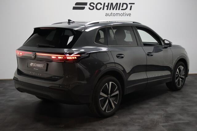 Volkswagen TIGUAN 1.5 TSI eHybrid 150 kW Life | Trekhaak | Winter Pakket | LED