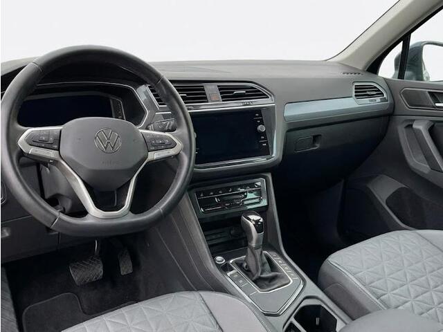 Volkswagen TIGUAN 1.4 TSI eHybrid Life 245PK DSG PHEV | Navigatie | Parkeercamera | 18 inch Lm velgen | Stoel- en stuurverwarming |