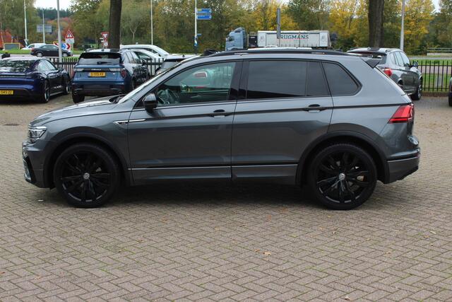 Volkswagen TIGUAN 1.5 TSI ACT Highline Business 3x R-Line / Panoramadak / Camera / Leder / 20'' / Blackpack / CarPlay / DAB / Stoelverwarming / Virtual Cockpit / ACC