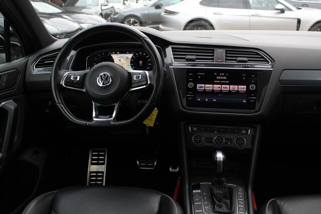 Volkswagen TIGUAN 1.5 TSI ACT Highline Business 3x R-Line / Panoramadak / Camera / Leder / 20'' / Blackpack / CarPlay / DAB / Stoelverwarming / Virtual Cockpit / ACC