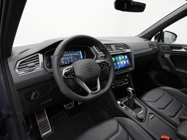 Volkswagen TIGUAN 2.0 TDI 200 pk DSG 4Motion R-Line | Panoramadak | Trekhaak | Navigatie Discover Pro | Leder | Geheugenstoelen | Harman/Kardon | 360 camera | IQ Light