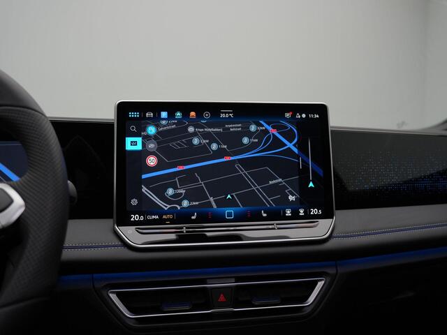 Volkswagen TIGUAN 1.5 eHybrid 272 pk DSG R-Line Edition | Panoramadak | Trekhaak | Adaptief onderstel | Rondomzicht camera | Stuur-/achterbankverwarming