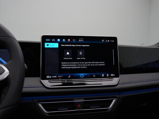 Volkswagen TIGUAN 1.5 eHybrid 272 pk DSG R-Line Edition | Panoramadak | Trekhaak | Adaptief onderstel | Rondomzicht camera | Stuur-/achterbankverwarming