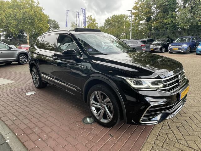Volkswagen TIGUAN Allspace 1.5 TSI R-Line Business+ 7p. / Panorama dak / Keyless / Navi / Camera / Stoelverwarming / Virtual Cockpit