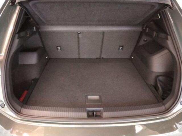 Volkswagen TIGUAN 1.5 eTSI DSG LIFE EDITION TREKHAAK/NAVI/CAMERA/5-JAAR-FABRIEKSGARANTIE Auto wordt verwacht!