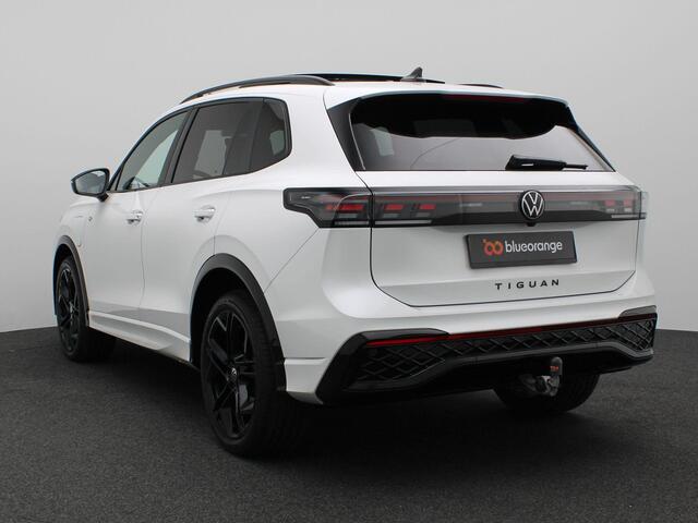 Volkswagen TIGUAN 1.5 eHybrid R-Line Edition 272PK DSG Black Style, Trekhaak, Lederen bekleding, Ventilatiestoelen, Panoramadak, York 20" LMV, Adaptive Cruise Control, Side Assist, Keyless