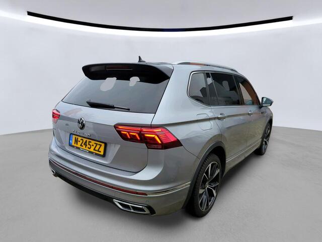 Volkswagen TIGUAN Allspace 1.5 TSI R-Line Business+ 7 persoons DSG Automaat Winterpakket / El. achterklep / Panoramadak / Navigatie / Camera / Clima / LED