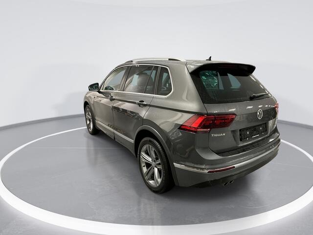 Volkswagen TIGUAN 2.0 TSI 190pk DSG 4Motion Highline · Camera · Apple/Android Car Play · Elek. Trekhaak · Elek. Bestuurdersstoel · Elek. Achterklep · 19'' Inch ·