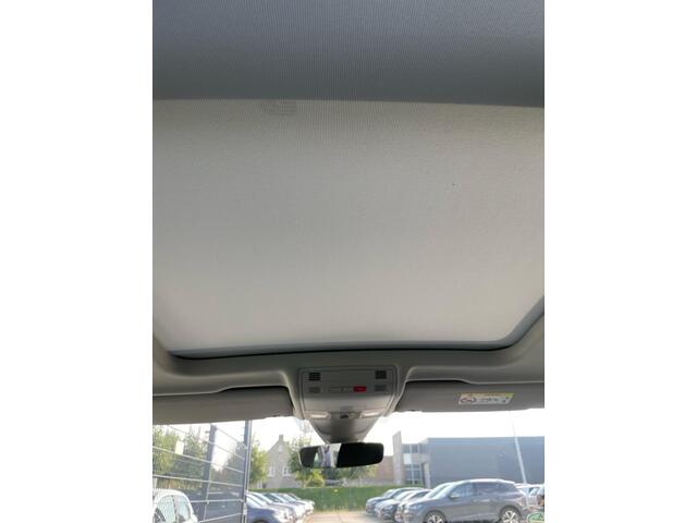 Volkswagen TIGUAN 2.0 TSI 4Motion Highline NL auto 1e eigenaar door ons geleverd en onderhouden 20 inch Suzuka velgen, navigatie, panoramadak, DSG automaat, R-Line exterieur, achteruitrijcamera, Dynaudio, led plus, sport onderstel, stoelverwarming, reservewiel, Side assist