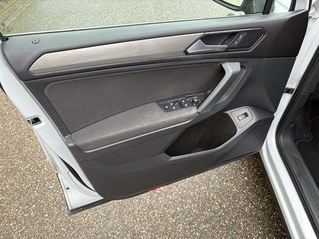 Volkswagen TIGUAN Allspace 1.4 TSI Comfortline / NAVI / AIRCO ECC / CRUISE / ACHTERUITRIJCAMERA / 104dkm!