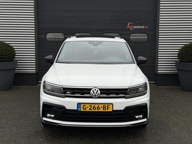 Volkswagen TIGUAN 1.5 TSI R-Line | Panoramadak | Adaptive Cruise Control | Camera | Digitale Dashboard | Elektrische Trekhaak |