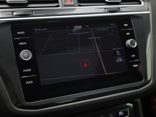 Volkswagen TIGUAN 1.4TSI/150pk 4Motion Highline DSG · Panoramadak · Leder · Trekhaak