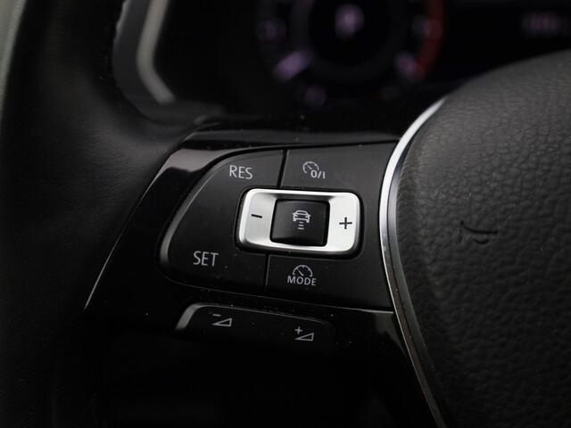 Volkswagen TIGUAN 1.4TSI/150pk 4Motion Highline DSG · Panoramadak · Leder · Trekhaak