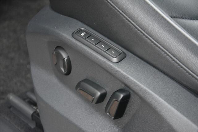 Volkswagen TIGUAN 2.0 TSI 4Motion Highline R-line | Navigatie | Virtual-cockpit | Panoramadak | Memory seats | Keyless | 360camera | NL auto!!|