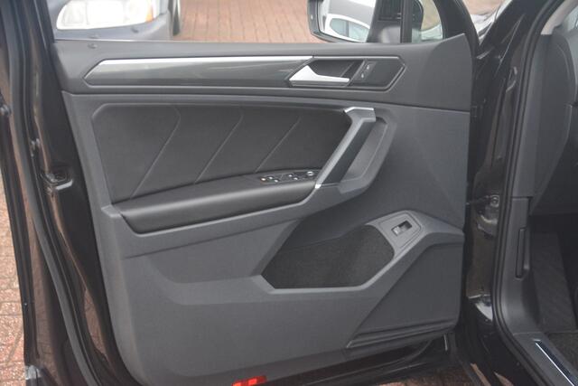 Volkswagen TIGUAN 2.0 TSI 4Motion Highline R-line | Navigatie | Virtual-cockpit | Panoramadak | Memory seats | Keyless | 360camera | NL auto!!|